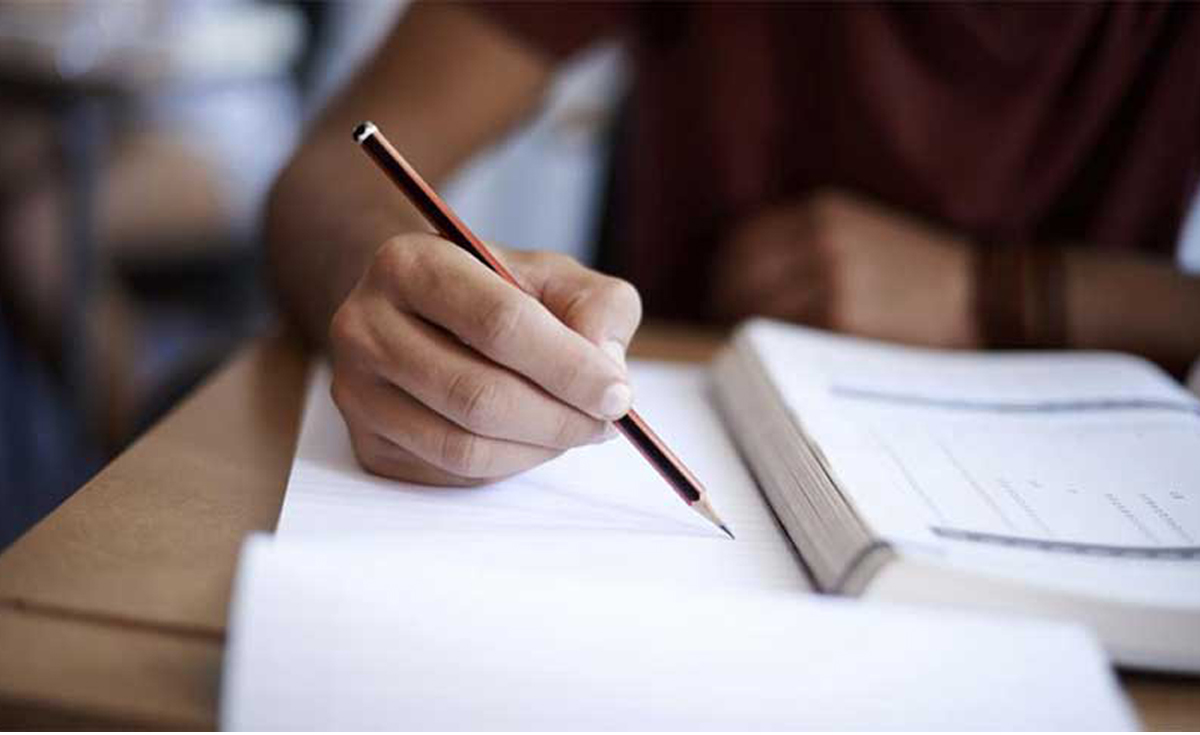 चार दिन शिक्षण संस्था बन्द तर परीक्षा नरोकिने