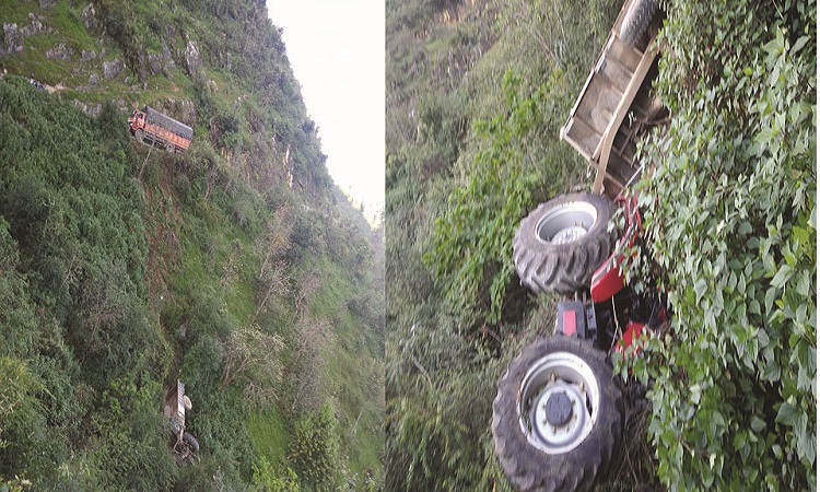 सुदूरपश्चिम : दसैँमा दुर्घटनामा परी नौजनाको मृत्यु