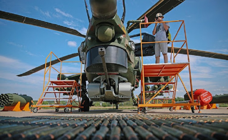 रूसद्वारा २०२१ मा १० बिलियन डलर भन्दा बढीको हतियार निर्यात सम्झौतामा हस्ताक्षर