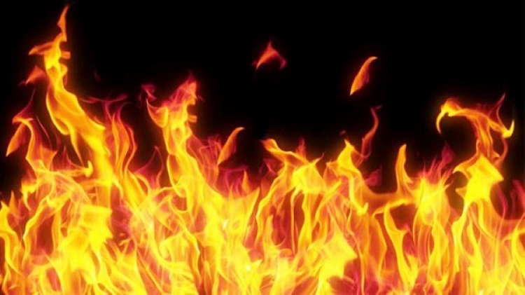 आगलागिमा परि तीन बालकको मृत्यु