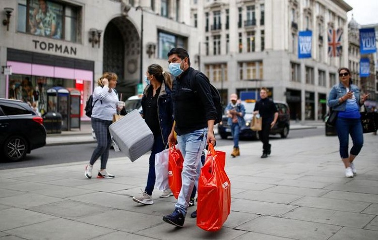 बेलायतमा कोरोना सङ्क्रमण झन् बढ्यो, एकैदिन करिब ४५ हजार सङ्क्रमित