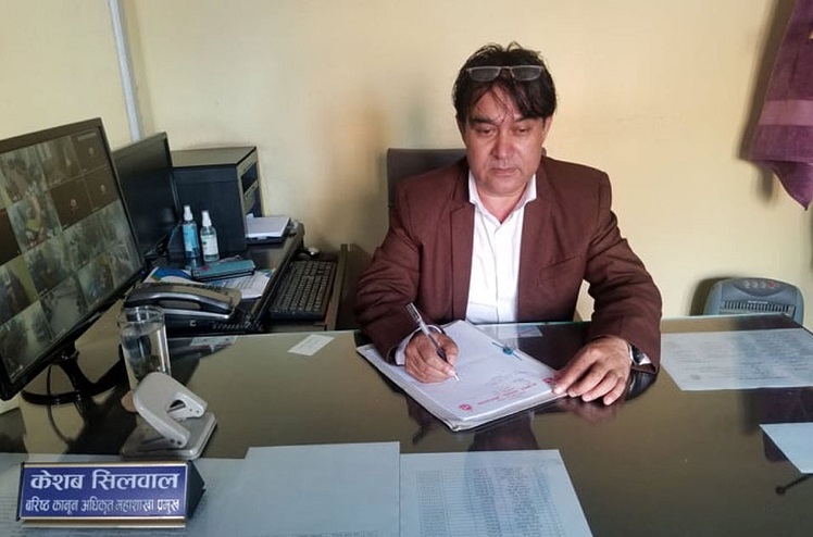 जागिरे जीवनको १८ वर्षसम्म बिदा र भत्ता नलिने कर्मचारी सिलवालको कथा