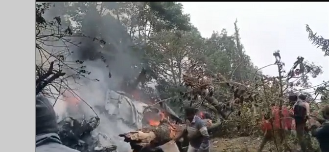 भारतीय पूर्वसेना प्रमुख रावत चढेको हेलिकप्टर तमिलनाडुमा दुर्घटना