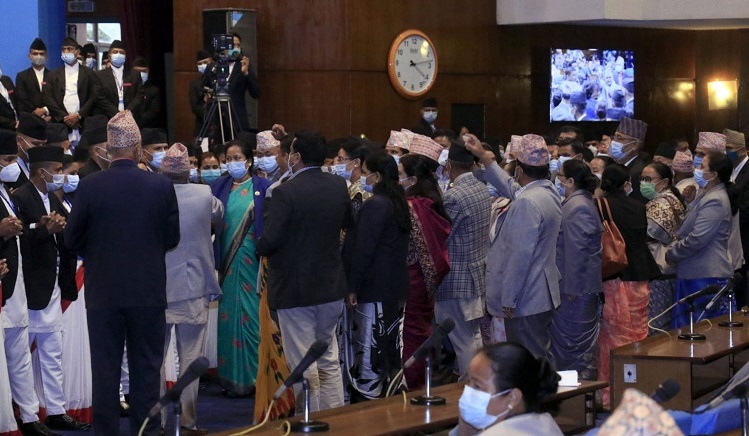 संघीय संसदको अवस्था: नजिकिँदै सभामुख, टाढिँदै प्रतिपक्ष