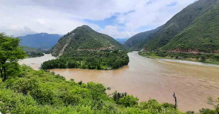 कामदारको अवरोधपछि सुनकोसी मरिण डाइभर्सनको काम बन्द