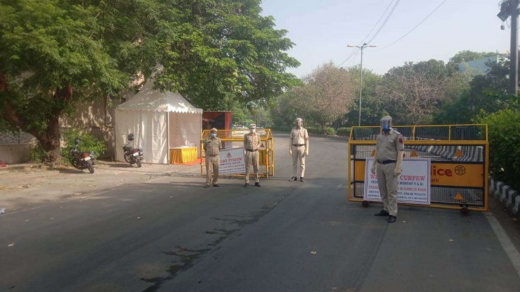 कोभिड सङ्क्रमण बढ्न थालेपछि दिल्लीमा पुनः रात्रिकालीन निषेधाज्ञा