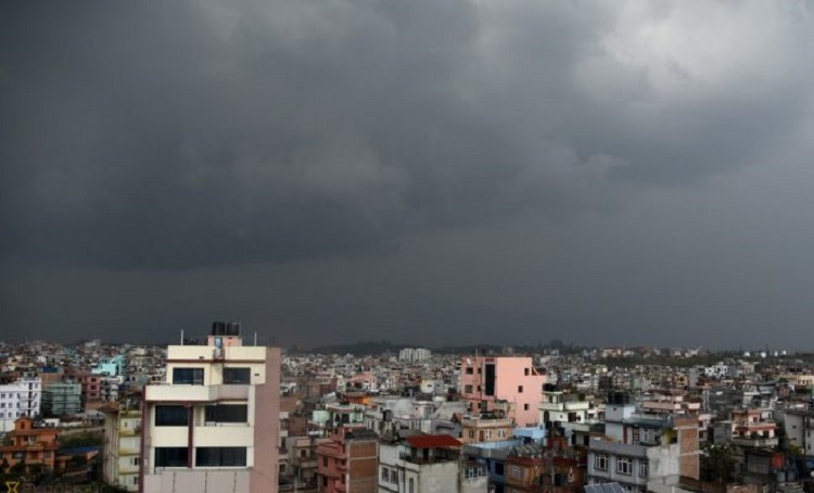 देशभर बदली : वर्षा र हिमपातको सम्भावना