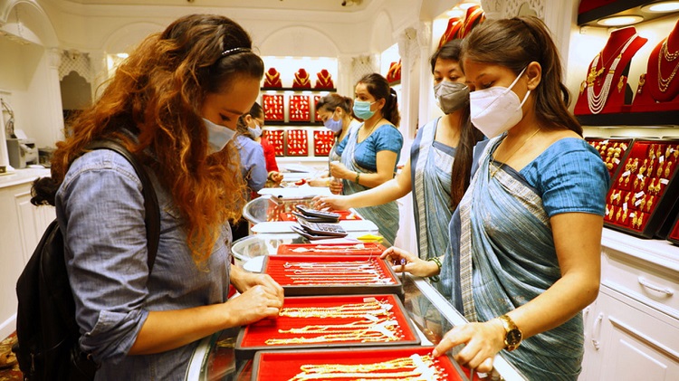 घट्यो सुनचाँदीका मूल्य