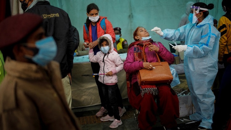 भारतमा एक लाखभन्दा बढी सङ्क्रमित थपिए, ओमिक्रोनका सङ्क्रमति तीन हजार माथि