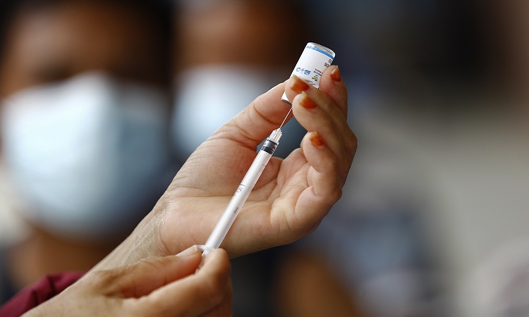 काठमाडौँ महानगरपालिकाका ६३ प्रतिशतले पूर्ण खोप लगाए