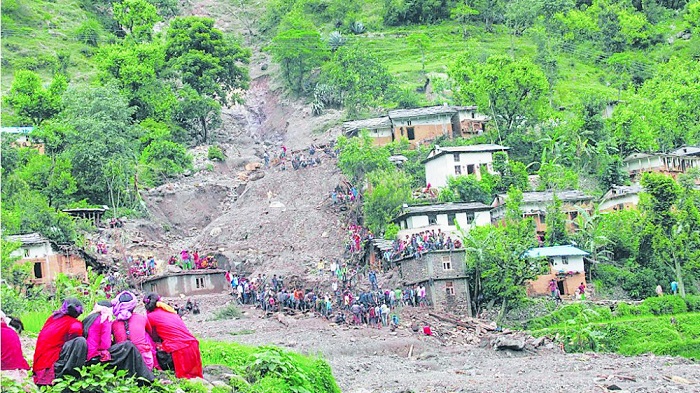 लघुजलविद्युत् बगाउँदा गाउँ अन्धकार र पहिराले उठिबासको त्रास’