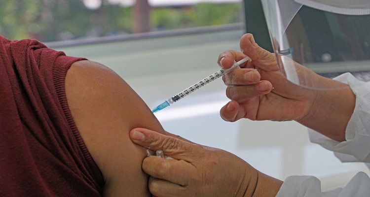 काठमाडौंका यी ६ वटा निजी अस्पतालबाट दिइँदै छ कोभिड–१९ विरुद्धको खोप