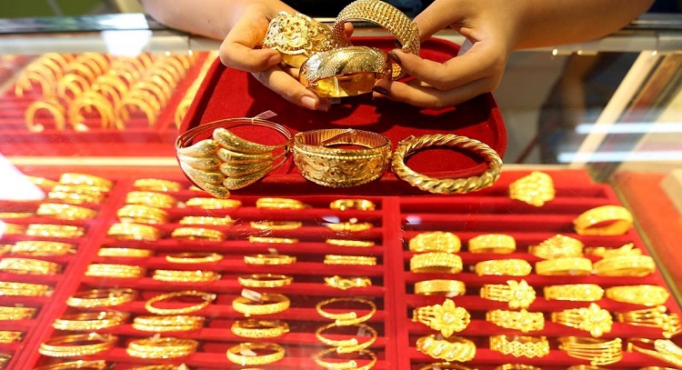 सुनको मूल्य बढ्याे, कतिमा हुँदैछ कारोबार ?