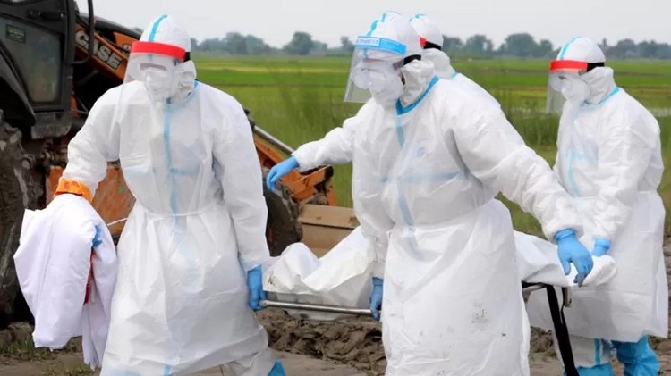 कोरोनाविरुद्ध खोप लगाएको आधा घण्टामै मृत्यु