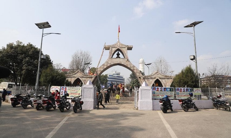 सहिद दिवस : सहिद गेटमा रहेका सहिदको शालिकमा माल्यार्पण (फोटोफिचर)