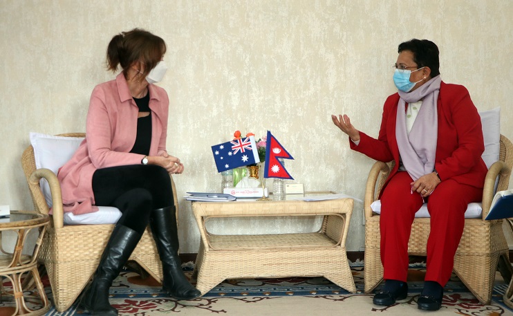 ऊर्जा मन्त्री भुसाल र अष्ट्रेलियाली राजदूतबीच भेट