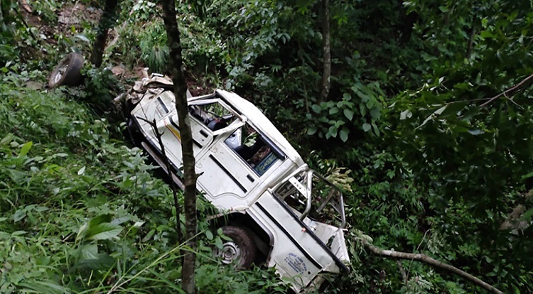 जीप दुर्घटनामा आठ जनाको मृत्यु