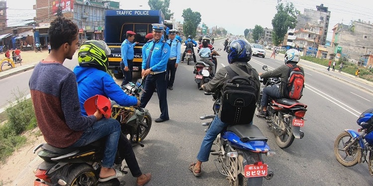 उपत्यकामा एकैदिन १४ सय ३८ जना सवारी चालकमाथि कारवाही