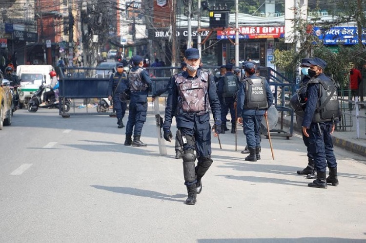 माइतिघरदेखि बानेश्वरसम्म ठूलो संख्यामा प्रहरी तैनाथ