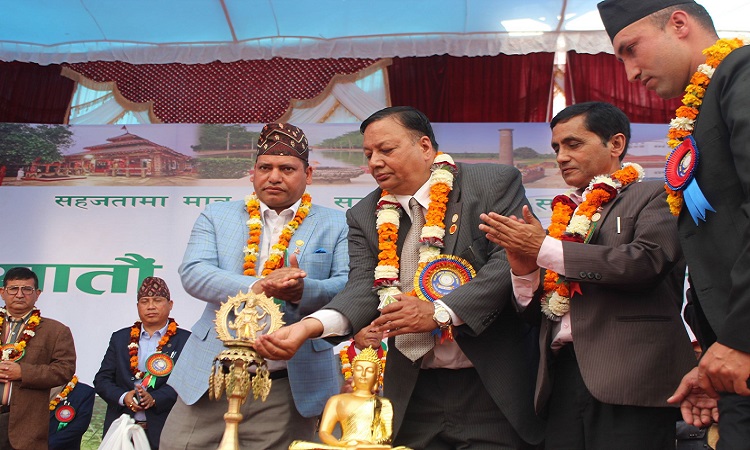 दक्षजनशक्ति उत्पादन गर्न सार्वजनिक र निजी क्षेत्रले संकल्प गरौं : शिक्षा मन्त्री