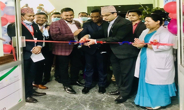 माछापुच्छ्रे बैंकद्धारा सहिद गंगालाल राष्ट्रिय हृदय केन्द्रमा सिसियु वार्ड हस्तान्तरण