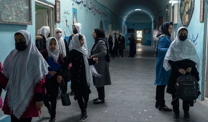 अफगानिस्तानमा छात्रालाई विद्यालय जान दिने निर्णय रद्ध