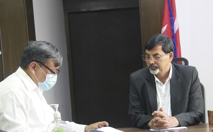 सार्वजनिक खरिद नियमावलीका त्रुटि सच्याउने अर्थमन्त्री शर्माको आश्वासन