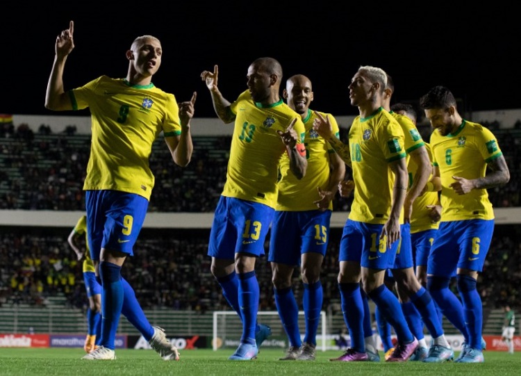 विश्वकप दक्षिण अमेरिकी छनोटः ब्राजिलको सहज जित, अर्जेन्टिना इक्वेडरसँग बराबरी