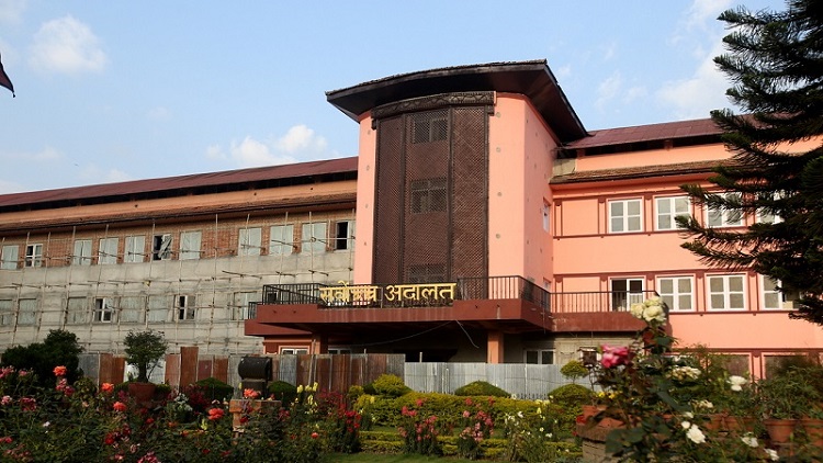 तीन डीआईजको रिट निवेदनको पेशी न्यायाधीश रेग्मीको इजलासमा