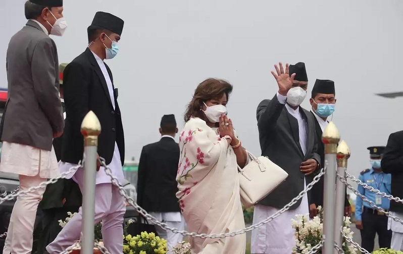 देउवा भारतबाट फर्कंदा २५ मिनेट काठमाडौं विमानस्थल बन्द हुने