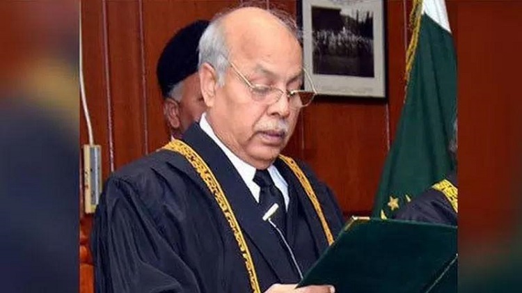 पाकिस्तानमा पूर्वप्रधानन्यायाधीशलाई कामचलाउ प्रधानमन्त्री प्रस्ताव