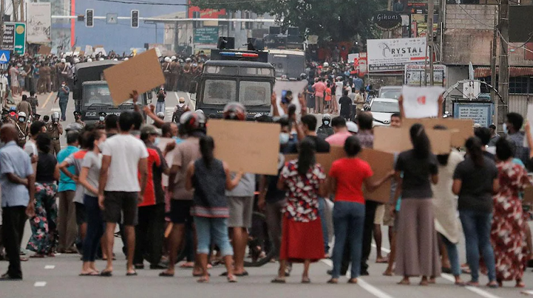 श्रीलंकामा जारी संकटकाल खारेज