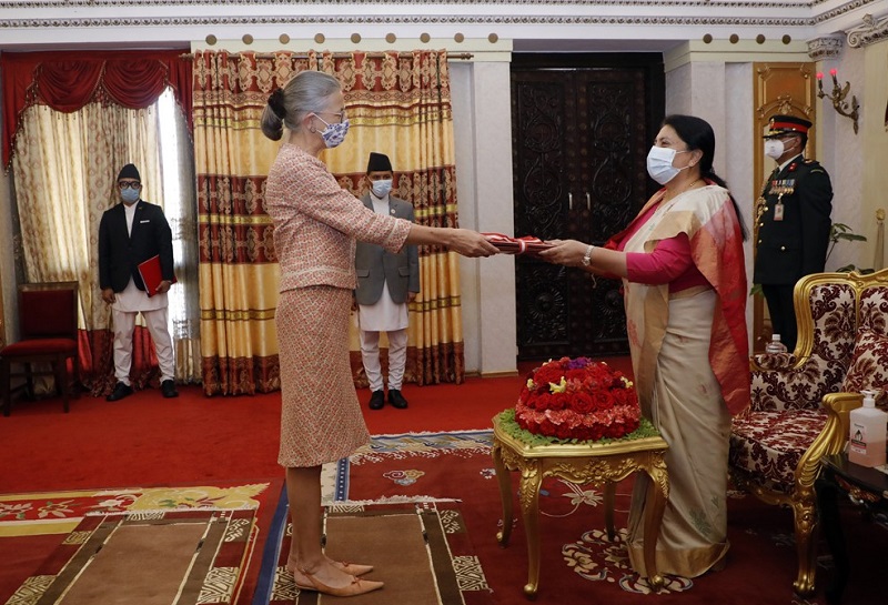 ५ देशका राजदूतले राष्ट्रपतिलाई बुझाए ओहोदाको प्रमाणपत्र