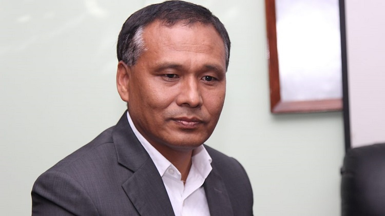 माओवादीको चुनावी पोष्टरमा आफ्नो तस्वीर राखेकोप्रति घिसिङको आपत्ति