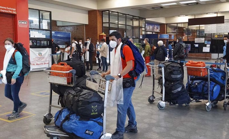 अनअराइभल भिसाका लागि नगद बोकेर आउन पर्यटकलाई आग्रह