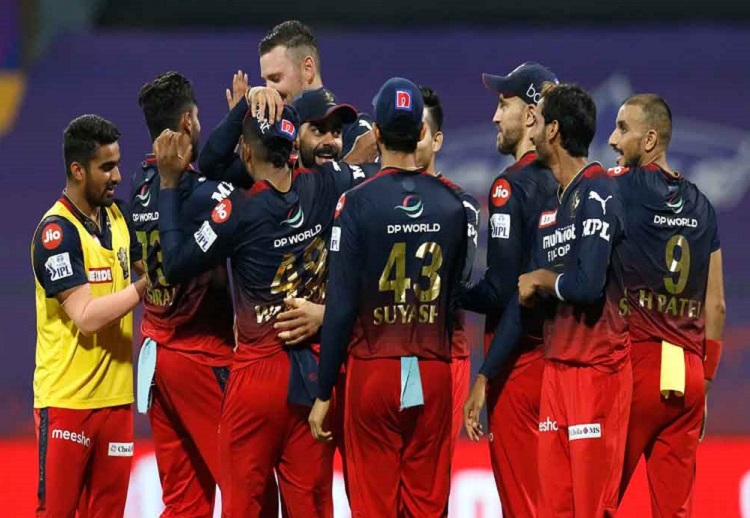 आईपीएलः बैंग्लोर १६ रनले विजयी