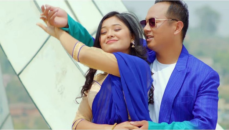 अमृत र नग्माको ‘के छ मसँग’ मा रोमान्स