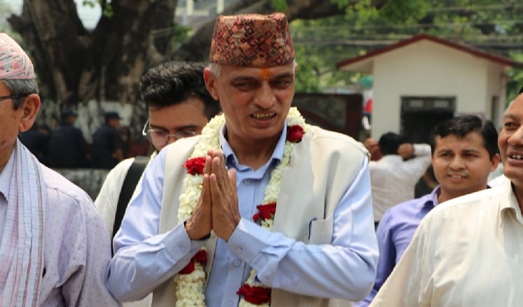 गठबन्धन दलका तर्फबाट बुटवलको प्रमुखमा पाण्डेको उम्मेदवारी