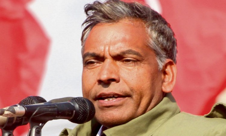 नेकपाको असन्तुष्ट समूहको भेलामा  बास्तोलाले पेश गरे एकीकृत जनयुद्धको कार्यनीतिसहितको राजनीतिक प्रतिवेदन