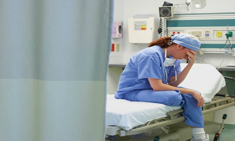 अमेरिकामा कोरोनाका कारण अस्पताल भर्ना हुनेहरुको संख्या बढ्यो