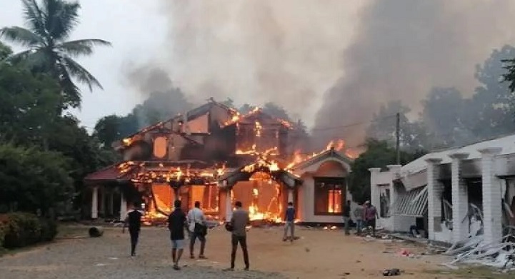श्रीलंकामा राजापाक्षेको पुख्र्यौली घरमा आगजनी, सांसदको हत्या