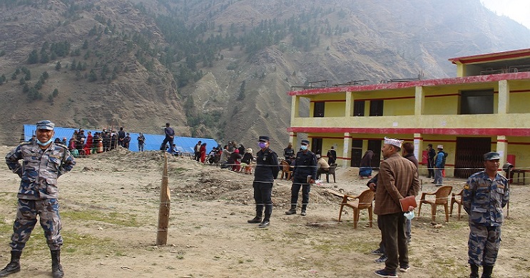 कडा सुरक्षा घेराबीच जुम्लाको गर्ज्याङकोटमा पुनः मतदान सुरु