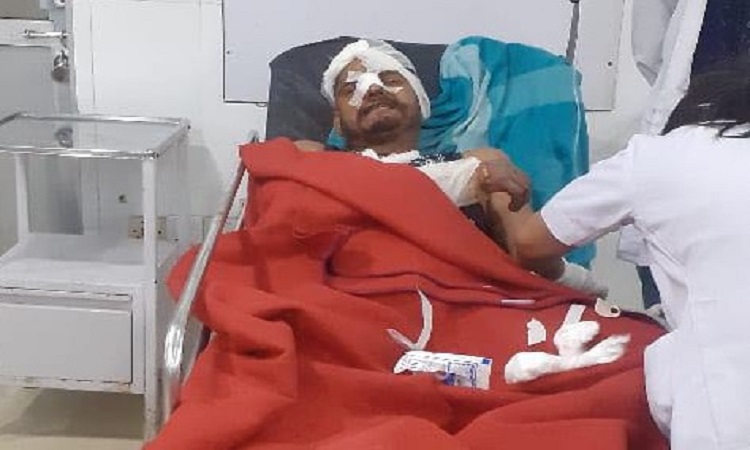 रुपन्देहीमा विजय जुलुसमा हिँडेकाे मिनी ट्रक दुर्घटना, ६ जना गम्भीर घाइते