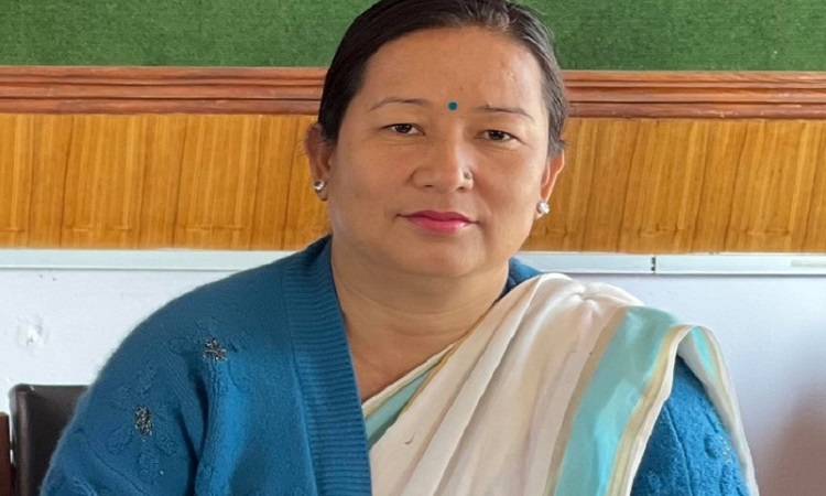 हेटौंडाकी मेयर लामाको पहिलो निर्णय- १५४१ विपन्न परिवारलाई नि:शुल्क बीमा