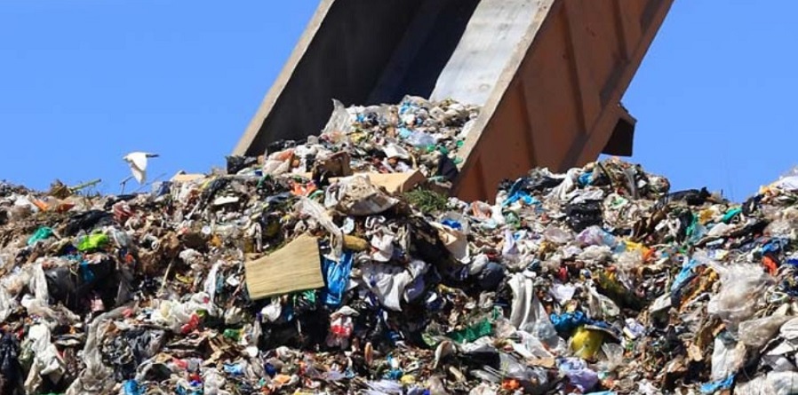 बन्चरेडाँडा ल्याण्डफिल्ड साइटमा खसाउन थालियो फोहोर