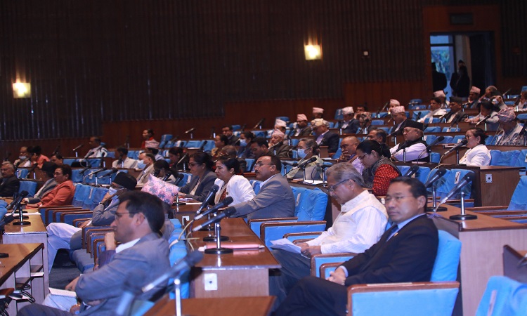 सांसदले सभामुखलाई ताला चाबी बुझाएपछि…