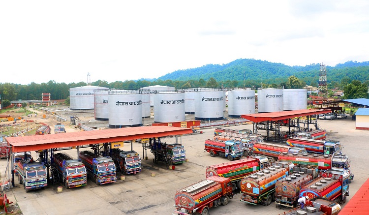 जेठ पहिलो सातासम्म २ खर्ब ५७ अर्बको पेट्रोलियम पदार्थ आयात