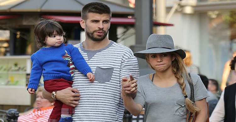 औपचारिक रुपमै अलग्गिए पप गायिका शकिरा र फुटबलर जेरार्ड