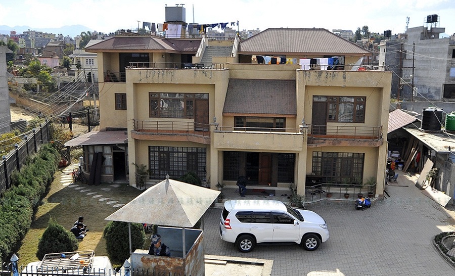 खुमलटारमा जुटे माओवादीका पूर्व स्थायी समिति