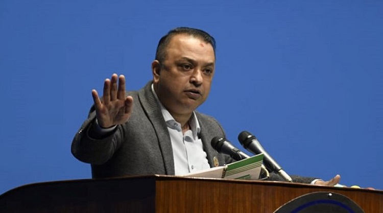 इम्बोसड नम्बर लागु गर्नेबारे पुनर्विचार गर्न गगन थापाको आग्रह